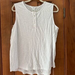 Time & Tru White Henley Tank Top Women’s XL 16-18 White Fashion Raw Edge Detail